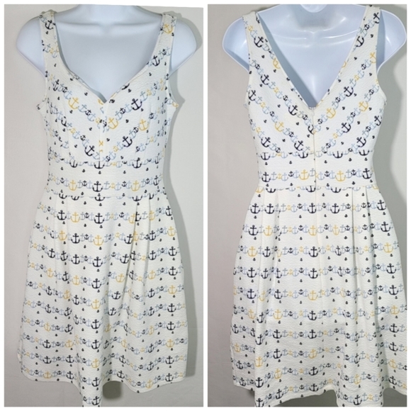 Maison Jules Dresses & Skirts - Maison Jules Women's Anchor White Fit & Flare Sleeveless V-neck Casual Dress S